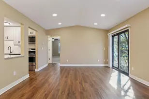 1150 Black Oaks Ln N, Plymouth, MN 55447 - Photo 7