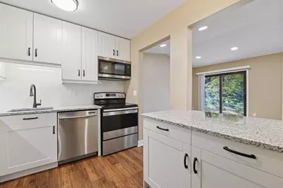 1150 Black Oaks Lane N, Plymouth, MN 55447 - Photo 13