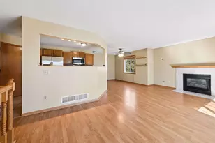 7623 Nicholas Way, Chanhassen, MN 55317 - Photo 5