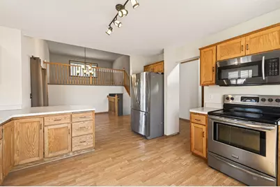 25749 Goldfinch Avenue, Wyoming, MN 55092 - Photo 7