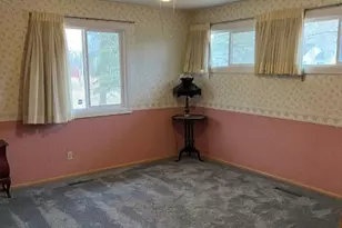 10880 S Shore Dr, Plymouth, MN 55441 - Photo 13