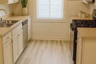 10630 Rockford Rd, Plymouth, MN 55442 - Photo 5