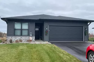 10427 Robinwood Rd, Victoria, MN 55318 - Photo 1