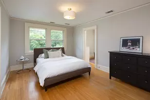 2554 W Lake of the Isles Pkwy, Minneapolis, MN 55405 - Photo 31