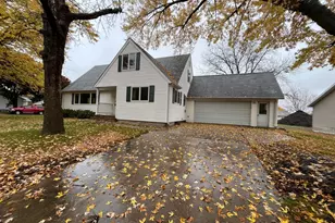 124 2nd St E, Tracy, MN 56175 - Photo 3