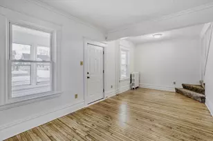 595 Hawthorne Ave Ave E, Saint Paul, MN 55130 - Photo 3