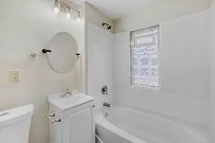 595 Hawthorne Ave Ave E, Saint Paul, MN 55130 - Photo 11