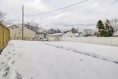 595 Hawthorne Ave Avenue E, Saint Paul, MN 55130 - Photo 15