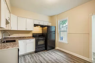 595 Hawthorne Ave Avenue E, Saint Paul, MN 55130 - Photo 9