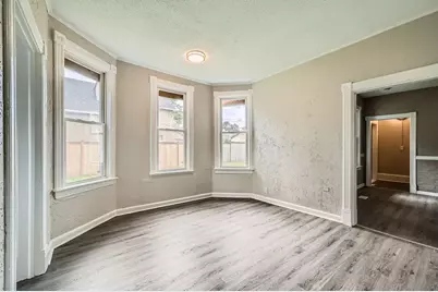 911 Sims Ave Avenue, Saint Paul, MN 55106 - Photo 3