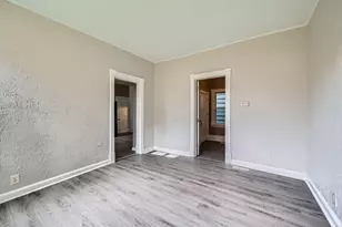 911 Sims Ave Ave, Saint Paul, MN 55106 - Photo 7