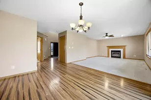 4213 S Rivershore Dr, Moorhead, MN 56560 - Photo 11