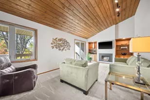 110309 Center Green Cir, Chaska, MN 55318 - Photo 3