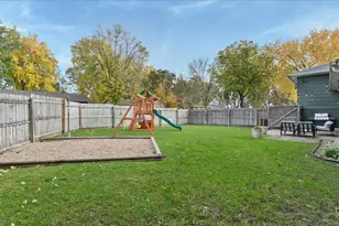 228 Terrace Dr SW, Willmar, MN 56201 - Photo 7