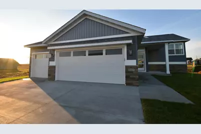 2215 Elk Run Drive SE, Pine Island, MN 55963 - Photo 3