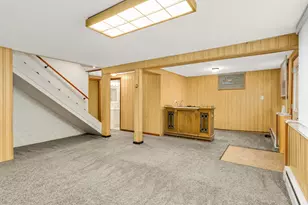 2331 W Medicine Lake Dr, Plymouth, MN 55441 - Photo 17