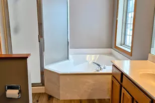 1603 Hunter Hill Rd, Hudson, WI 54016 - Photo 21