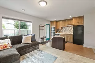 9513 Scott Ln N, Brooklyn Park, MN 55443 - Photo 33