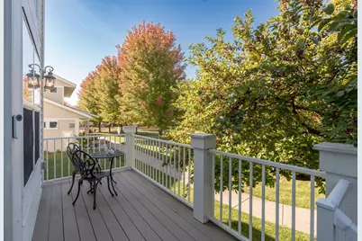 9513 Scott Lane N, Brooklyn Park, MN 55443 - Photo 5