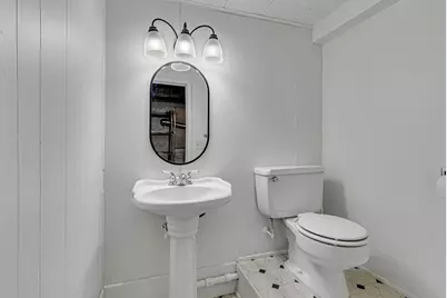 990 Hassan Street SE, Hutchinson, MN 55350 - Photo 17