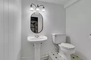 990 Hassan St SE, Hutchinson, MN 55350 - Photo 17