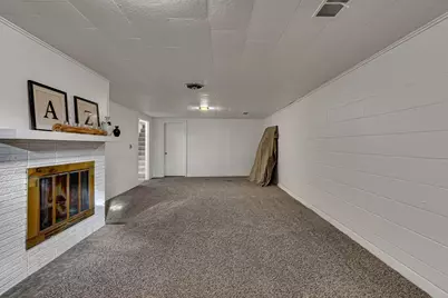 990 Hassan Street SE, Hutchinson, MN 55350 - Photo 15