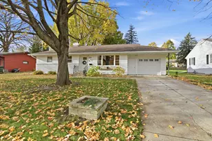 990 Hassan St SE, Hutchinson, MN 55350 - Photo 19