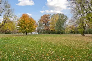 2628 Town Lake Dr, Woodbury, MN 55125 - Photo 43