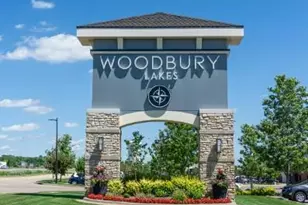 2628 Town Lake Dr, Woodbury, MN 55125 - Photo 49