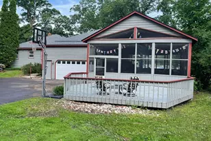 595 Heinel Dr, Roseville, MN 55113 - Photo 1