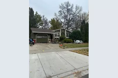 506 W Stanton Avenue, Fergus Falls, MN 56537 - Photo 1