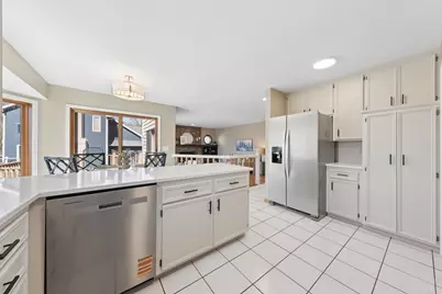 1363 Chatterton Road, Eagan, MN 55123 - Photo 19