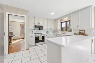 1363 Chatterton Rd, Eagan, MN 55123 - Photo 17