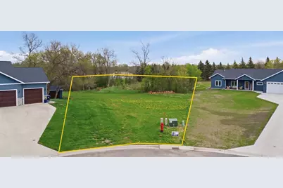 536 Leonard Street, Hawley, MN 56549 - Photo 3