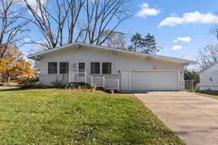 231 Birchwood Dr N, Stillwater, MN 55082 - Photo 1