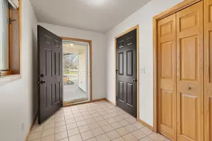 875 18th Street SE, Owatonna, MN 55060 - Photo 3