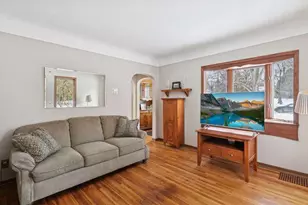 309 Sunset Dr S, Minnetonka, MN 55305 - Photo 25