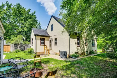 3807 Hubbard Avenue N, Robbinsdale, MN 55422 - Photo 3