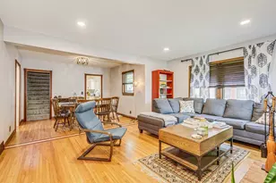 3807 Hubbard Ave N, Robbinsdale, MN 55422 - Photo 5