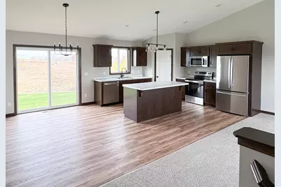 4629 8th Street NE, Saint Cloud, MN 56304 - Photo 3