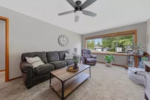 710 Upper Johnson Cir, Saint Peter, MN 56082 - Photo 11