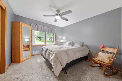 710 Upper Johnson Circle, Saint Peter, MN 56082 - Photo 23