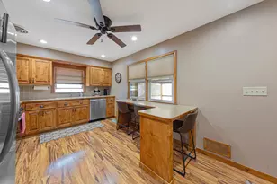 710 Upper Johnson Cir, Saint Peter, MN 56082 - Photo 13