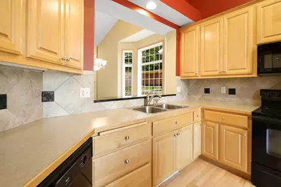 9007 Meadow Place, Savage, MN 55378 - Photo 13
