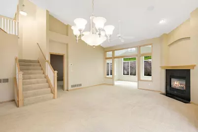 9007 Meadow Place, Savage, MN 55378 - Photo 5