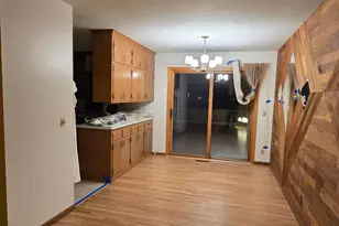 8214 32nd Pl N, Crystal, MN 55427 - Photo 5