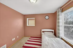 644 Dale St N, Saint Paul, MN 55103 - Photo 27