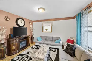 644 Dale St N, Saint Paul, MN 55103 - Photo 19