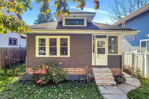 824 Magnolia Ave E, Saint Paul, MN 55106 - Photo 1