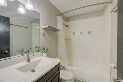 405 Robert Street S, Saint Paul, MN 55107 - Photo 21